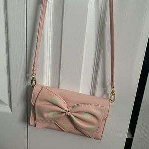 betsey johnson crossbody wallet